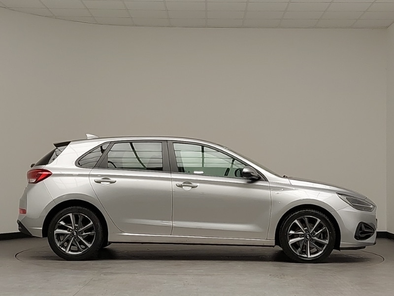 Used Hyundai i30 2023 for sale - 76932462: Photo 4