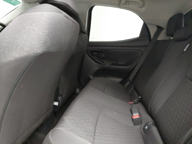 Used Toyota Yaris 2022 for sale - 77004829: Photo 6