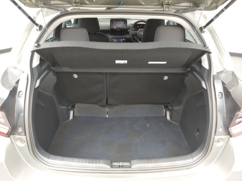 Used Toyota Yaris 2022 for sale - 77004829: Photo 8