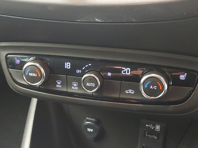 Used Vauxhall Crossland 2023 for sale - 77948186: Photo 16