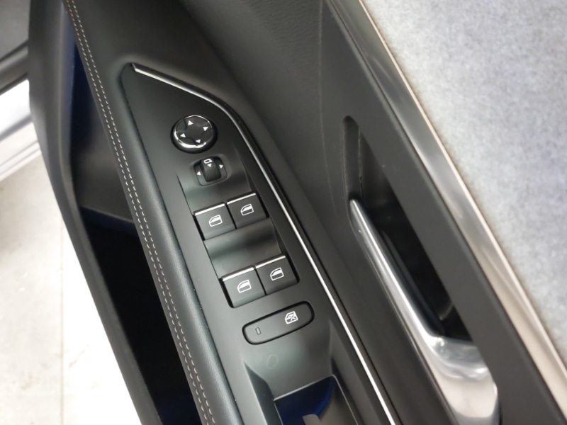 Used Peugeot 3008 2023 for sale - 77252273: Photo 12