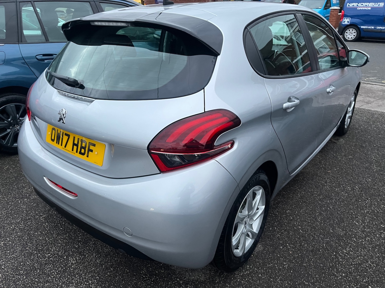 Used Peugeot 208 2017 for sale - 76655766: Photo 6
