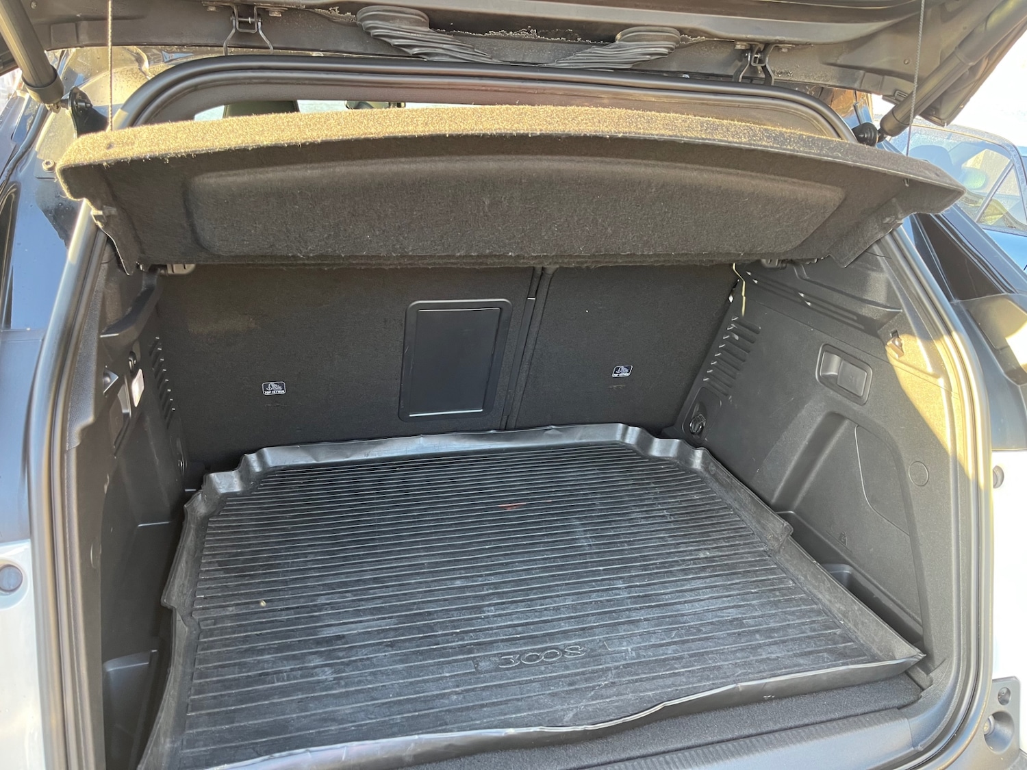 Used Peugeot 3008 2019 for sale - 76682719: Photo 6