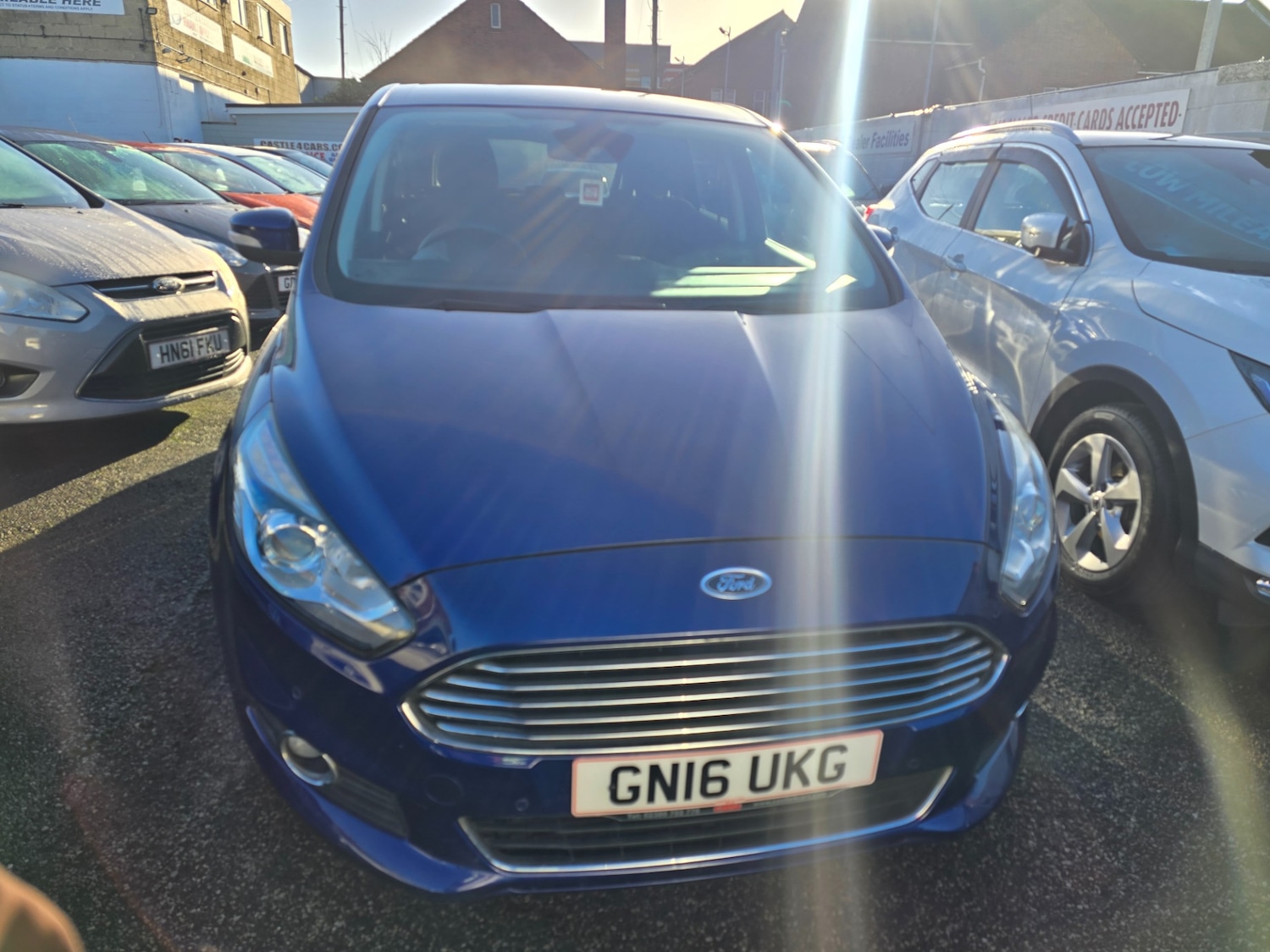 Used Ford S-Max 2016 for sale - 76877701: Photo 2