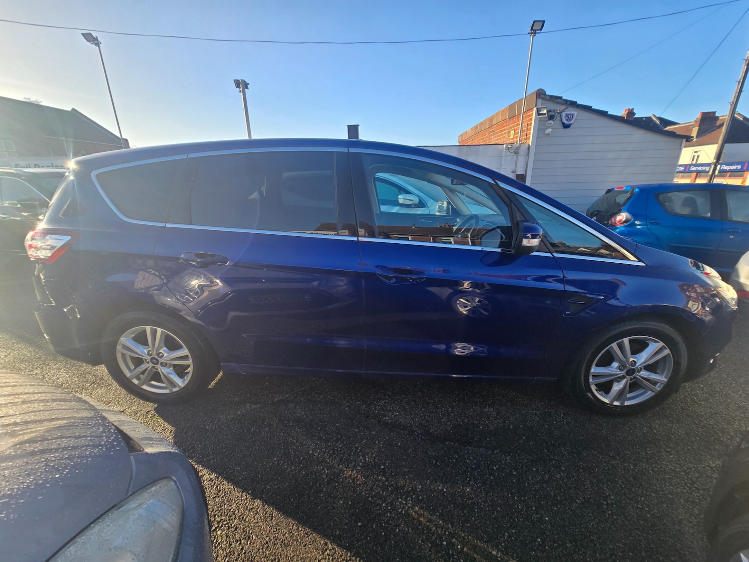 Used Ford S-Max 2016 for sale - 76877701: Photo 4