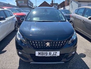 Used Peugeot 2008 2019 for sale - 79103015: Photo