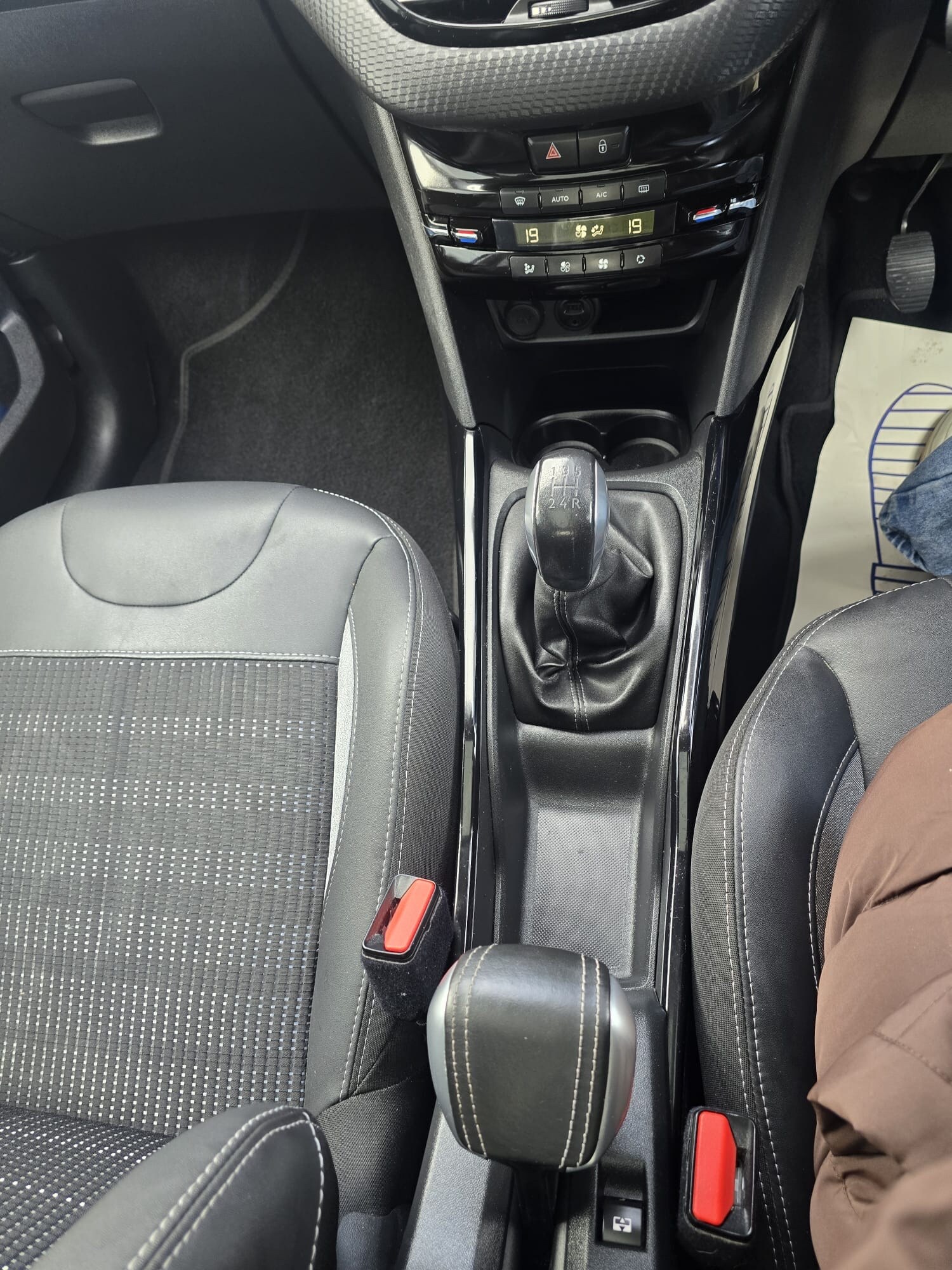 Used Peugeot 2008 2018 for sale - 76298964: Photo 19