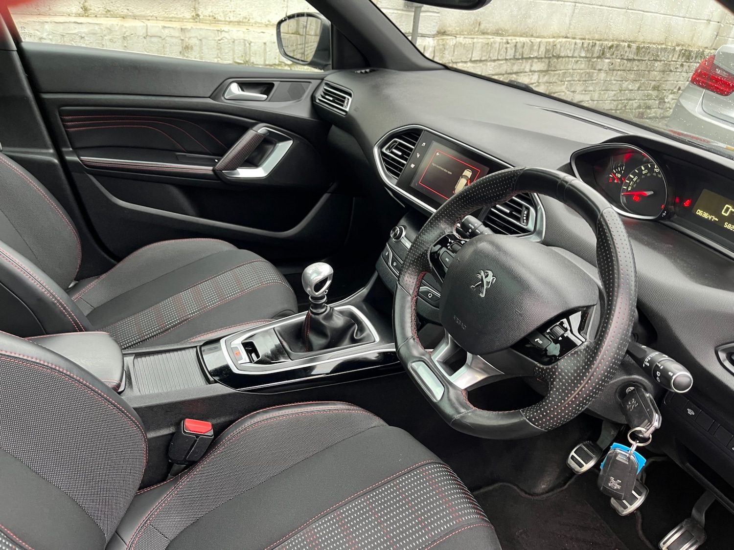 Used Peugeot 308 2017 for sale - 76580676: Photo 10