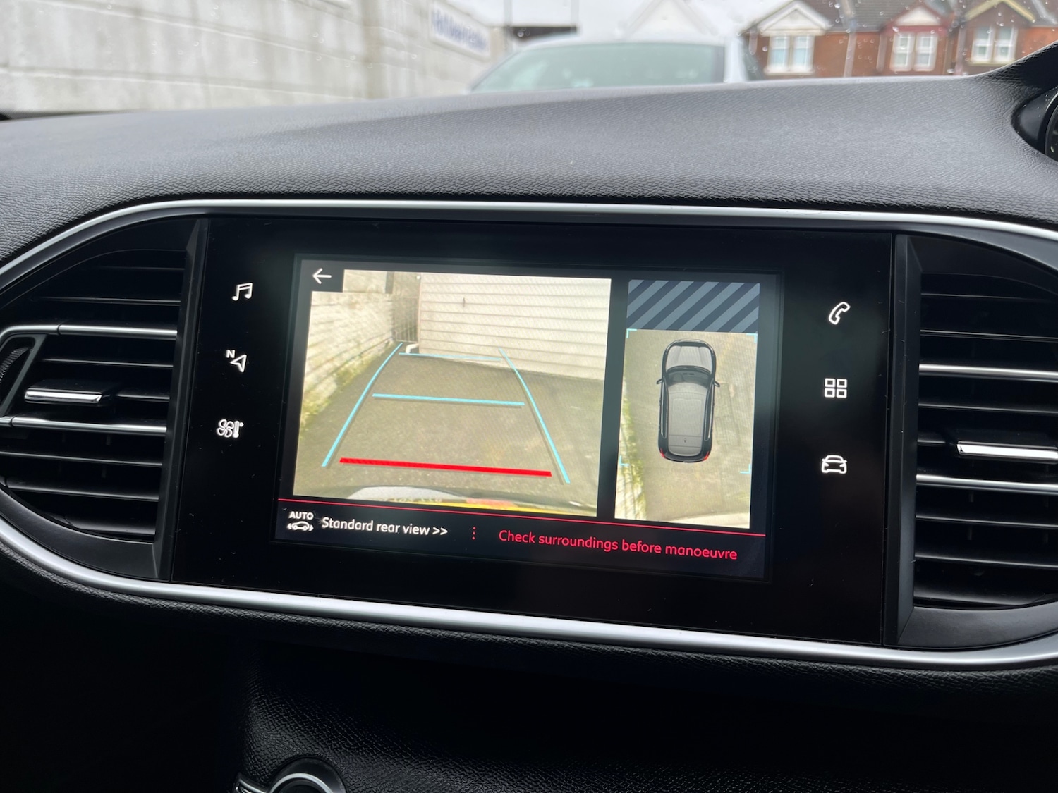 Used Peugeot 308 2017 for sale - 76580676: Photo 13