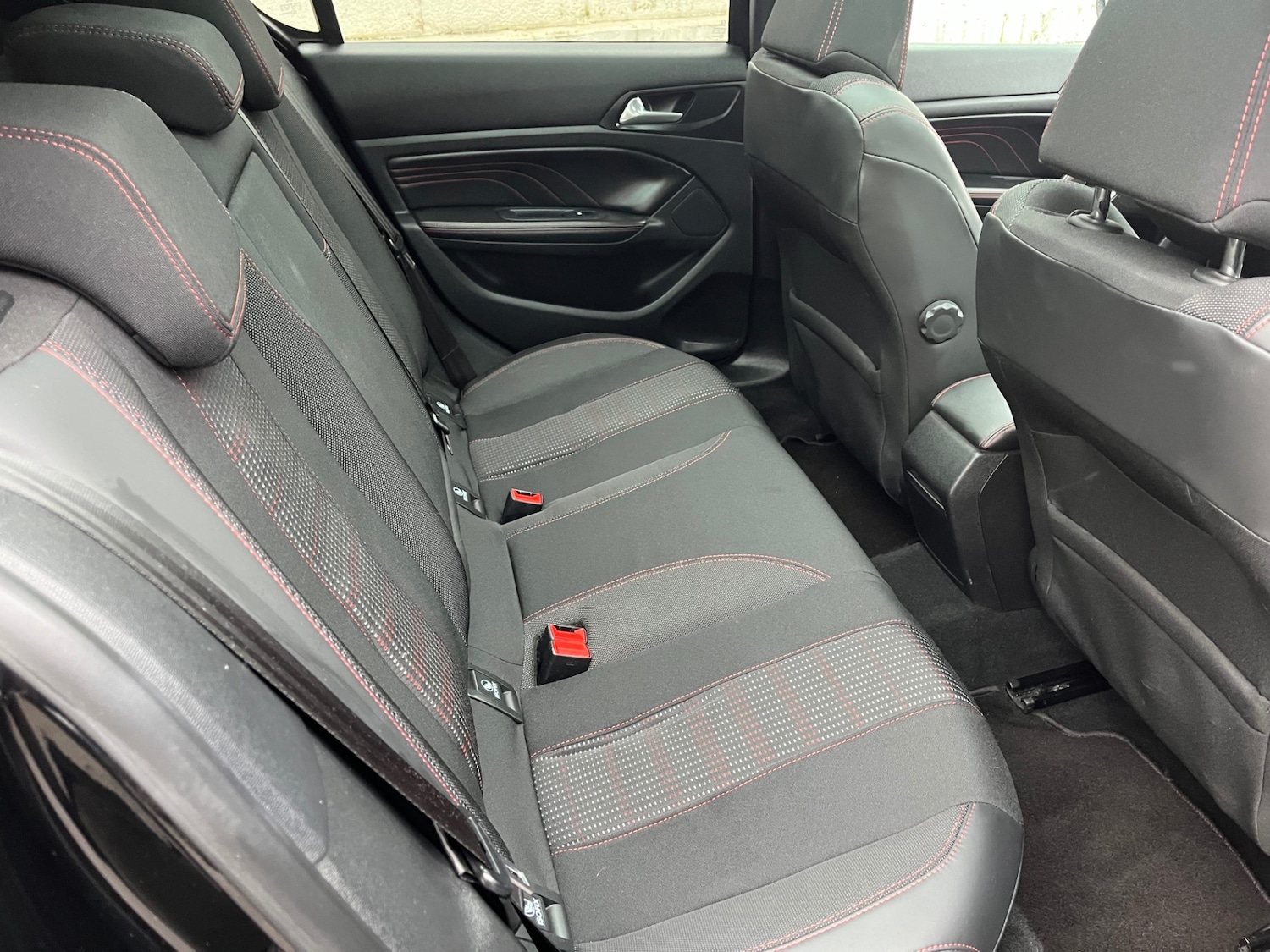 Used Peugeot 308 2017 for sale - 76580676: Photo 9