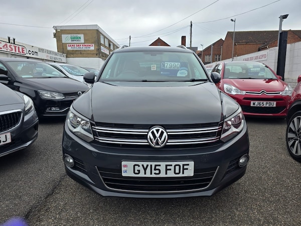 Used Volkswagen Tiguan 2015 for sale - 76232142: Photo 2