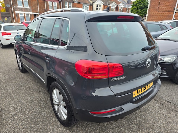 Used Volkswagen Tiguan 2015 for sale - 76232142: Photo 8