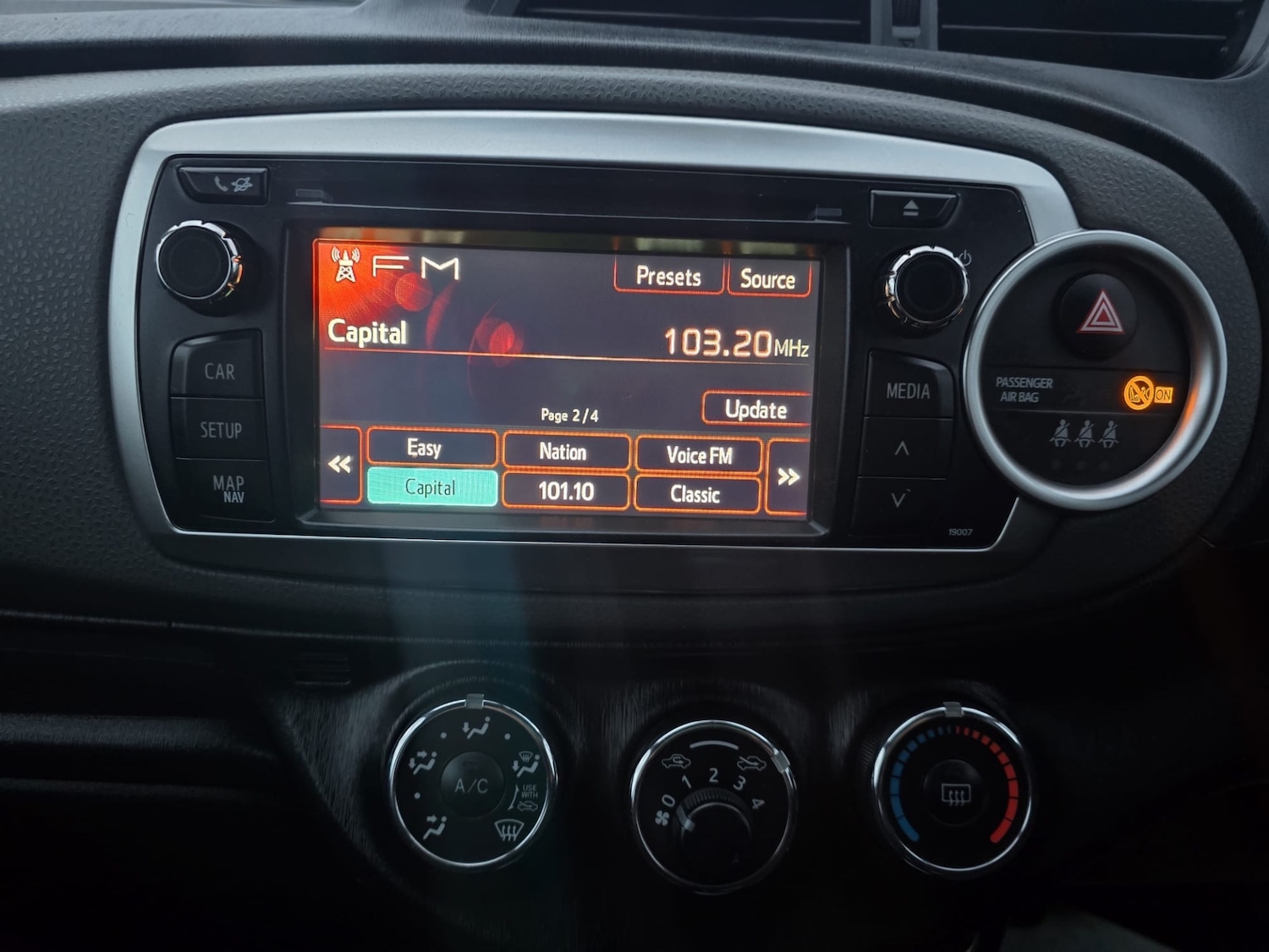 Used Toyota Yaris 2012 for sale - 76518268: Photo 13