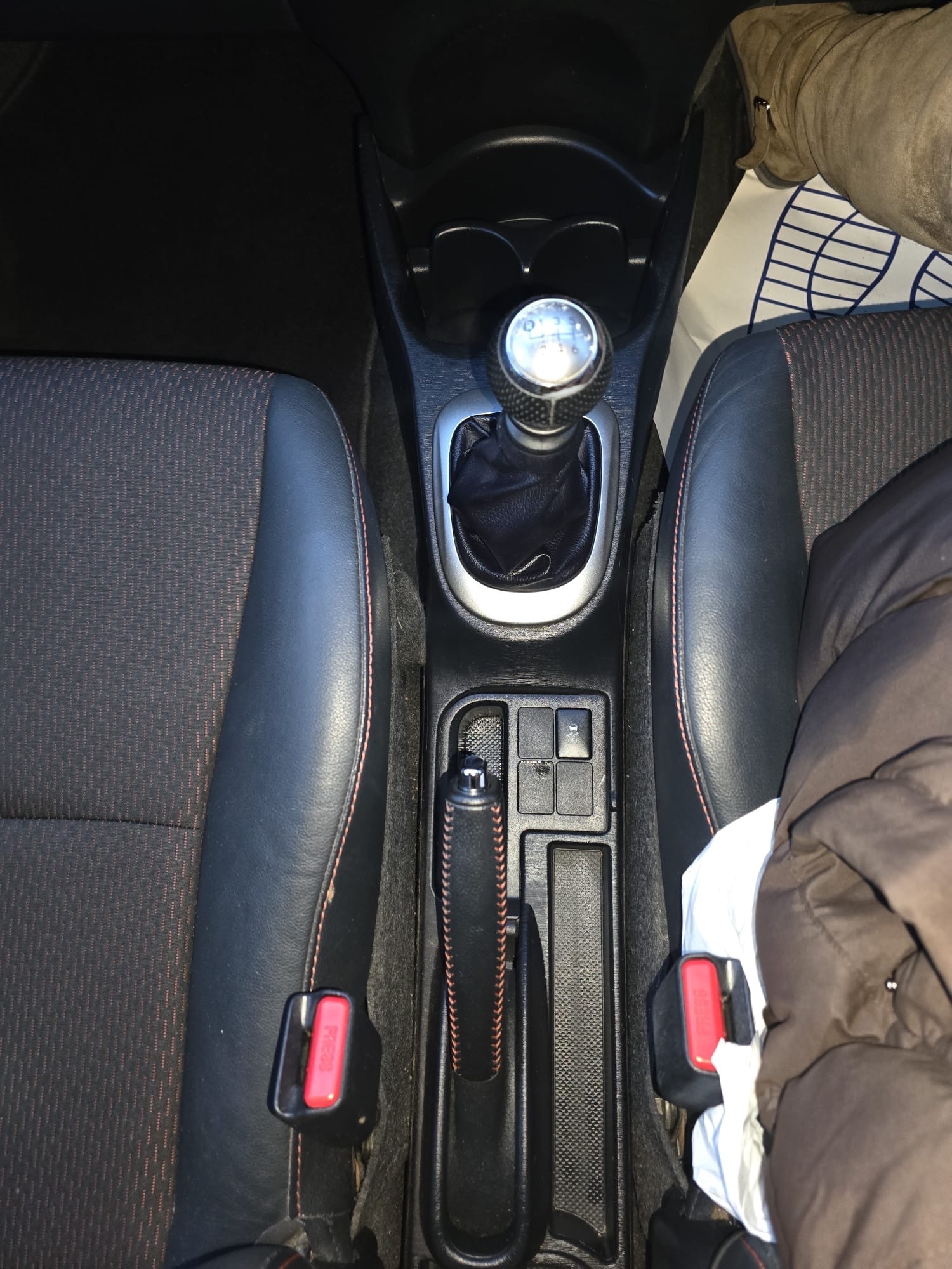 Used Toyota Yaris 2012 for sale - 76518268: Photo 20