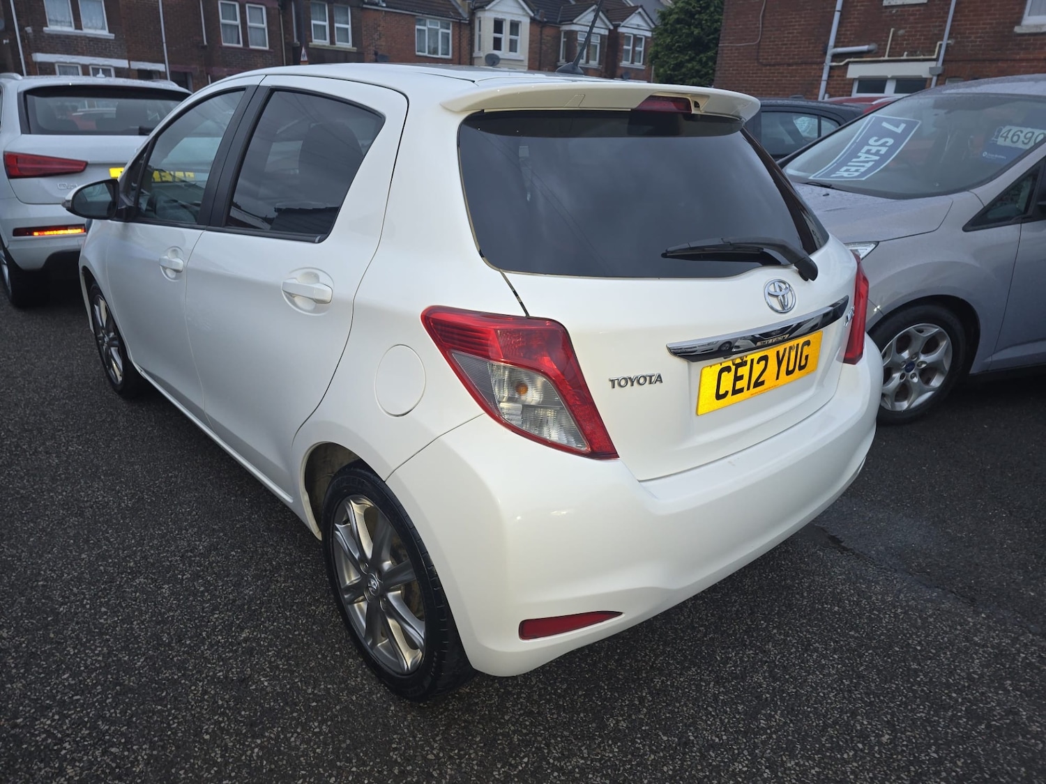 Used Toyota Yaris 2012 for sale - 76518268: Photo 7