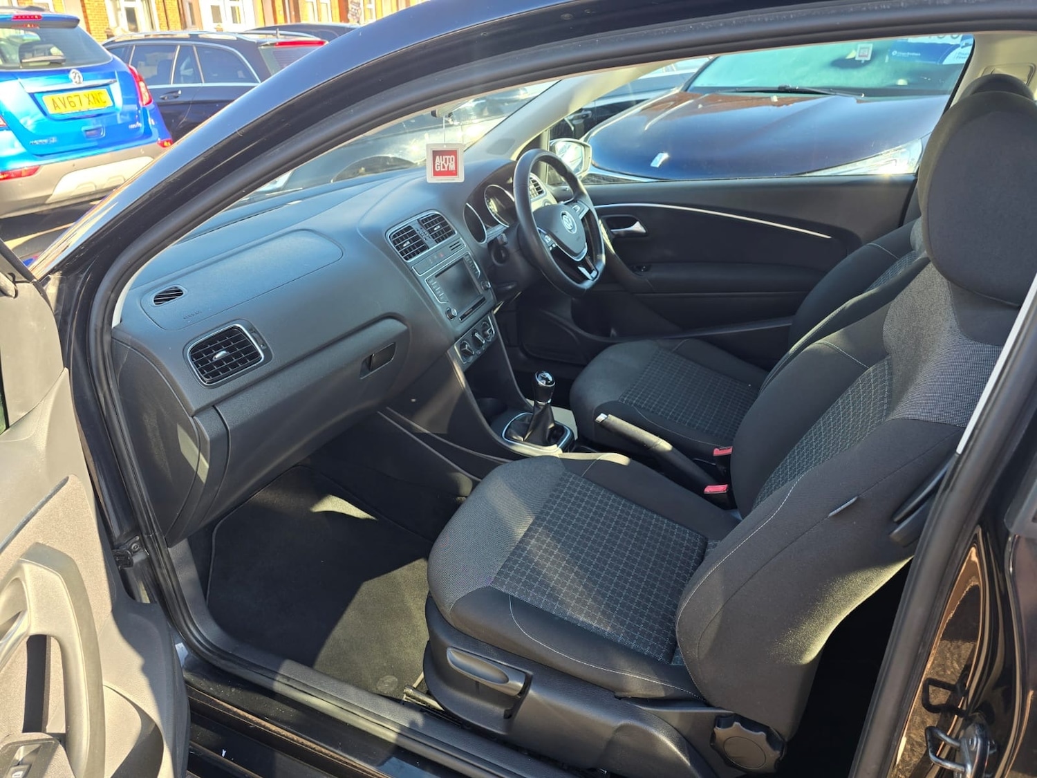 Used Volkswagen Polo 2015 for sale - 76031269: Photo 10