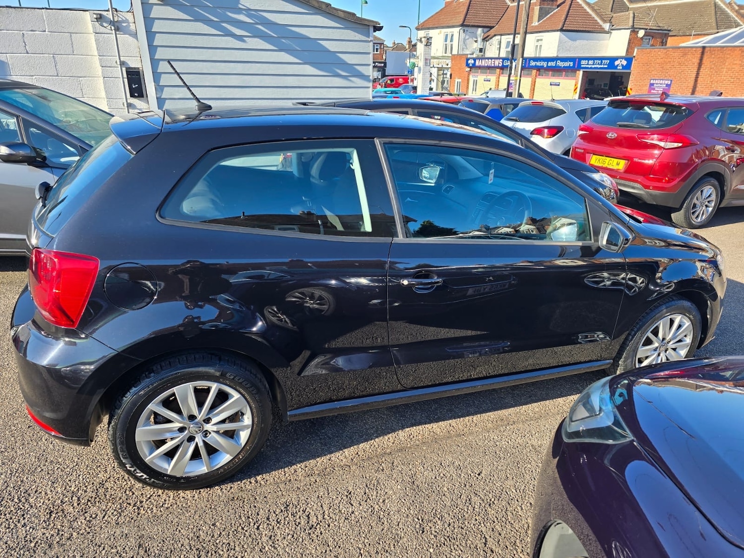 Used Volkswagen Polo 2015 for sale - 76031269: Photo 5