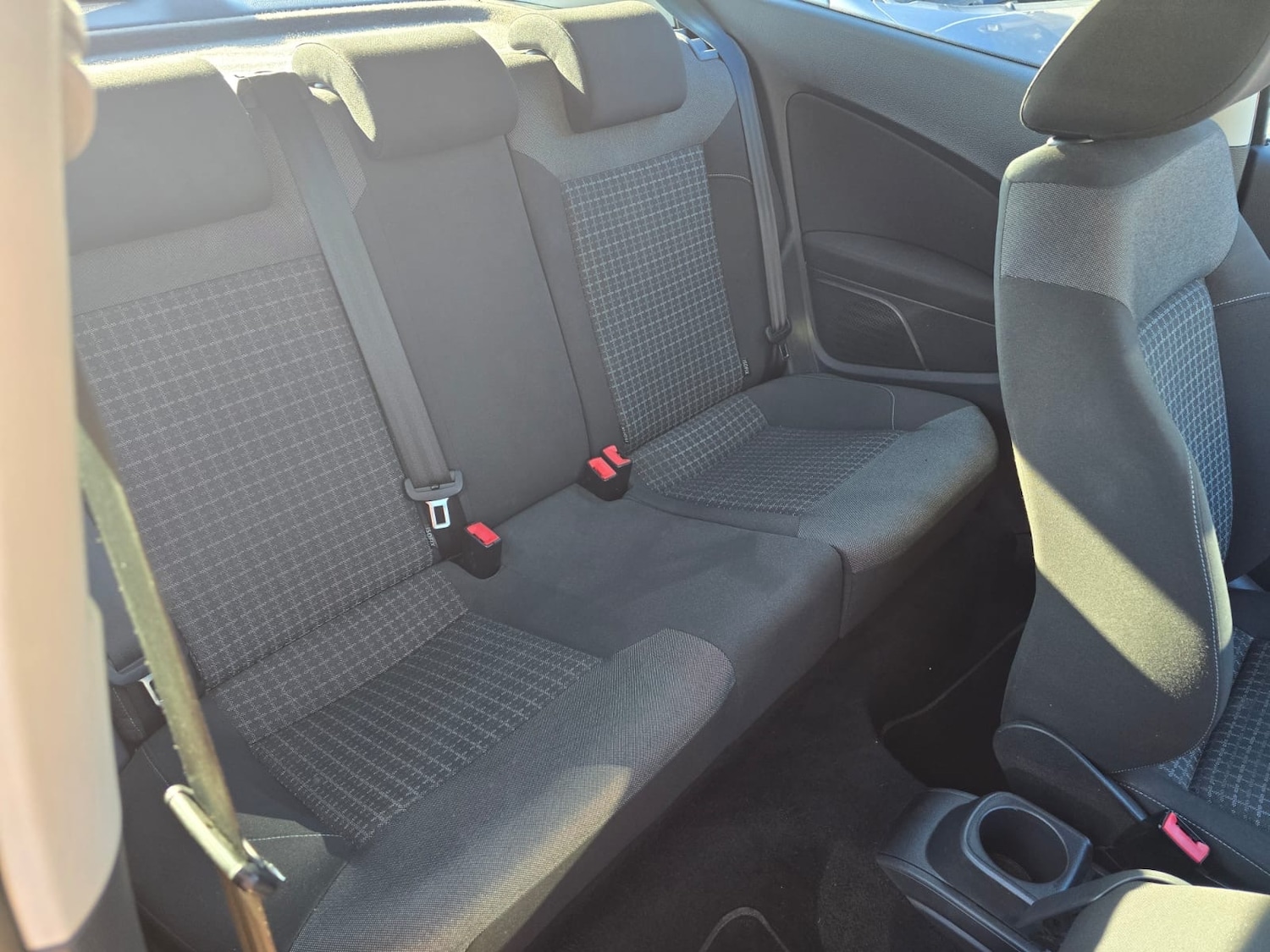Used Volkswagen Polo 2015 for sale - 76031269: Photo 7