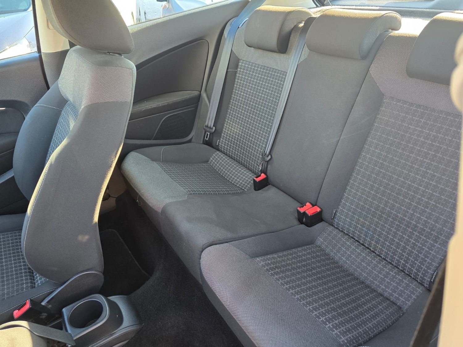 Used Volkswagen Polo 2015 for sale - 76031269: Photo 9