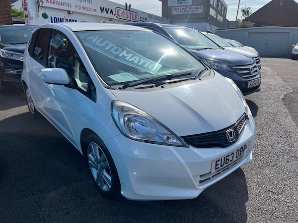 Used Honda Jazz 2013 for sale - 72402560: Photo 1