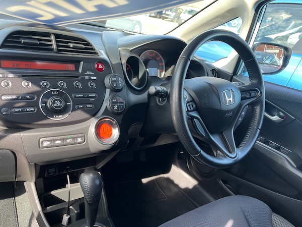 Used Honda Jazz 2013 for sale - 72402560: Photo 6