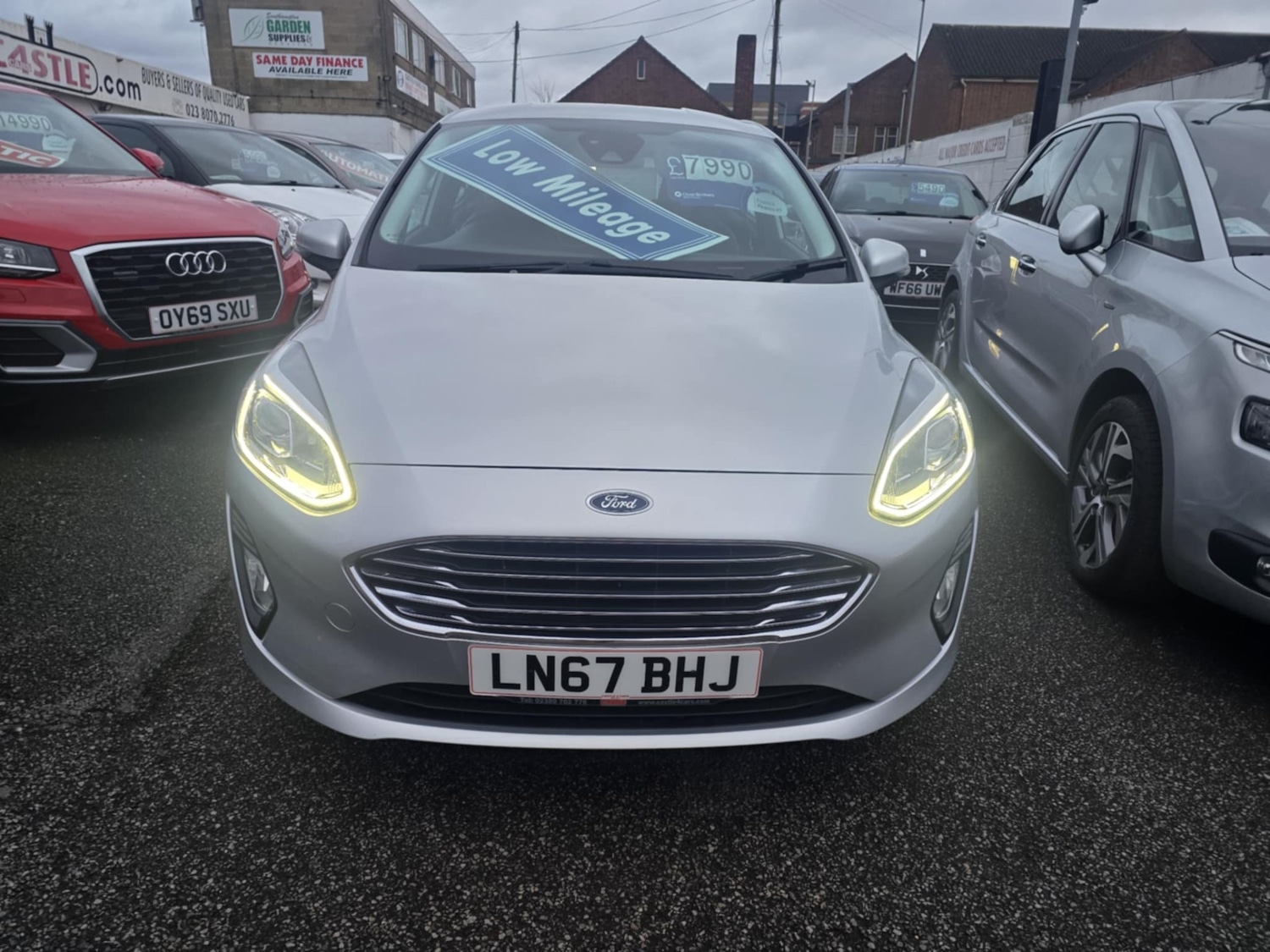 Used Ford Fiesta 2017 for sale - 77140432: Photo 2