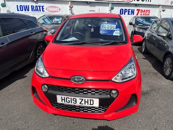 Used Hyundai i10 2019 for sale - 79025206: Photo