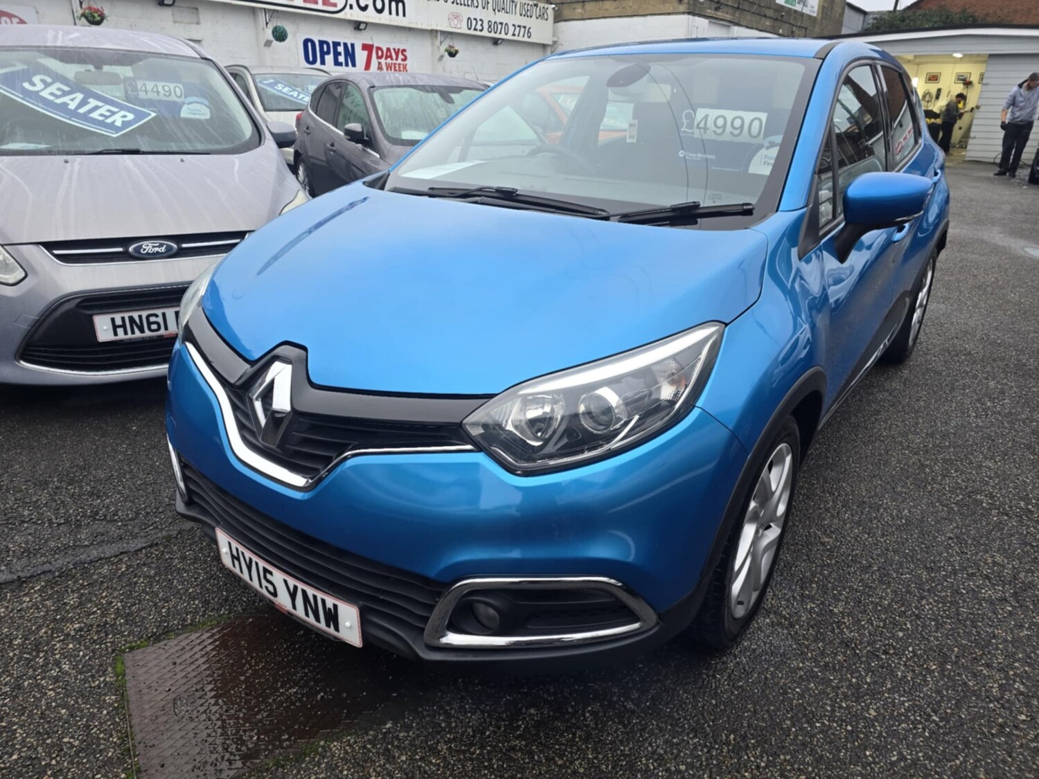 Used Renault Captur 2015 for sale - 76943504: Photo 3