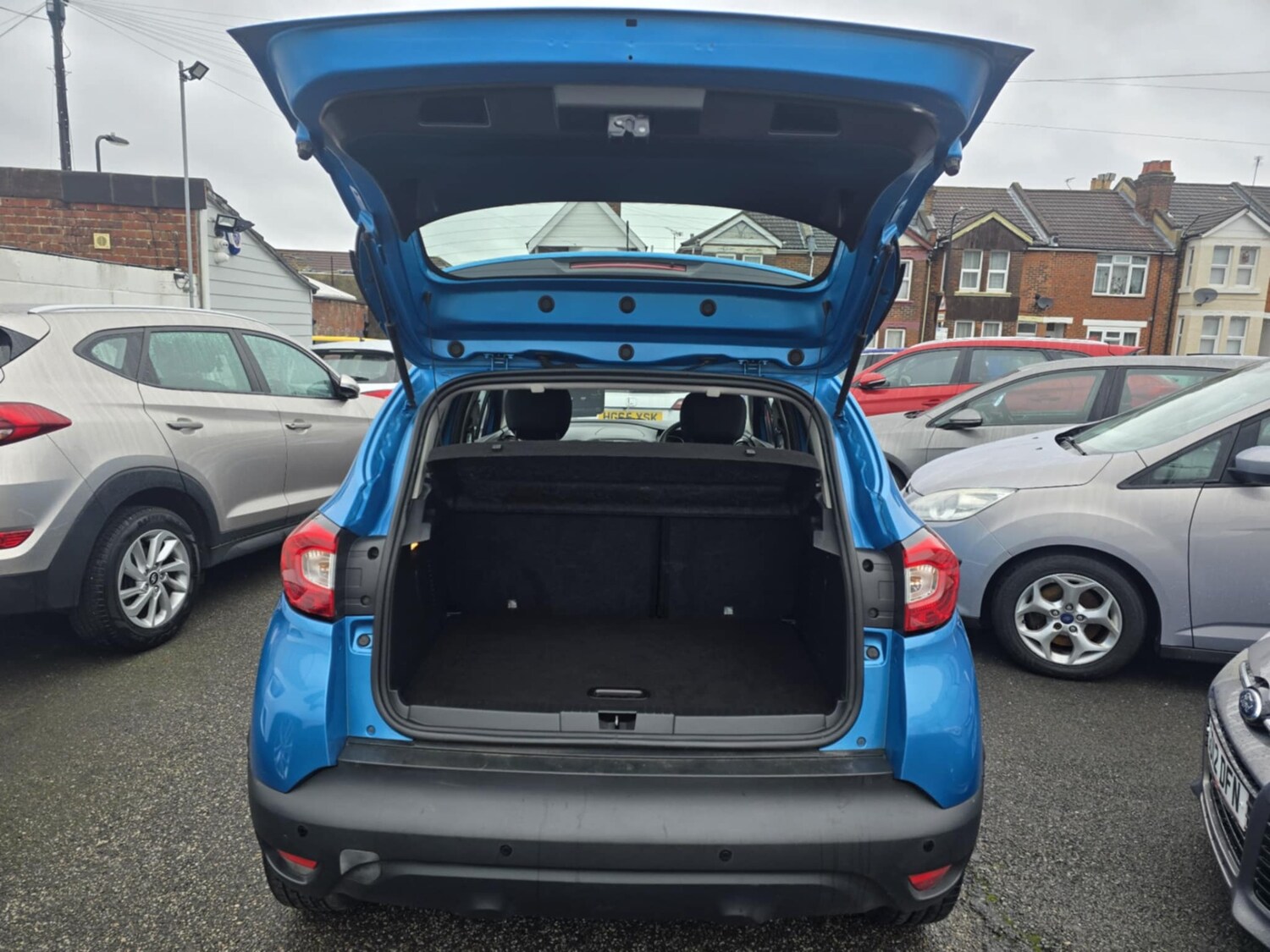 Used Renault Captur 2015 for sale - 76943504: Photo 9