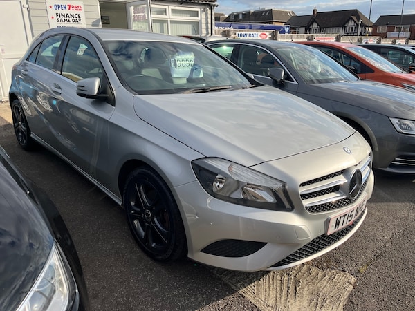 Used Mercedes-Benz A-Class 2015 for sale - 75594037: Photo 1
