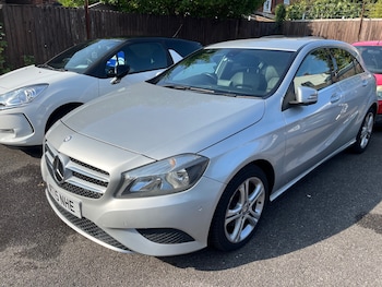 Used Mercedes-Benz A-Class 2015 for sale - 75594037: Photo