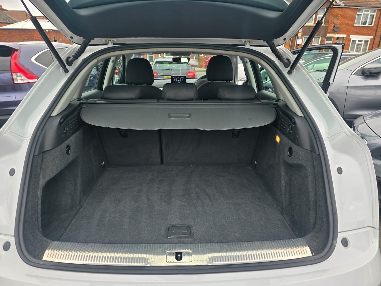 Used Audi Q3 2016 for sale - 76231964: Photo 14