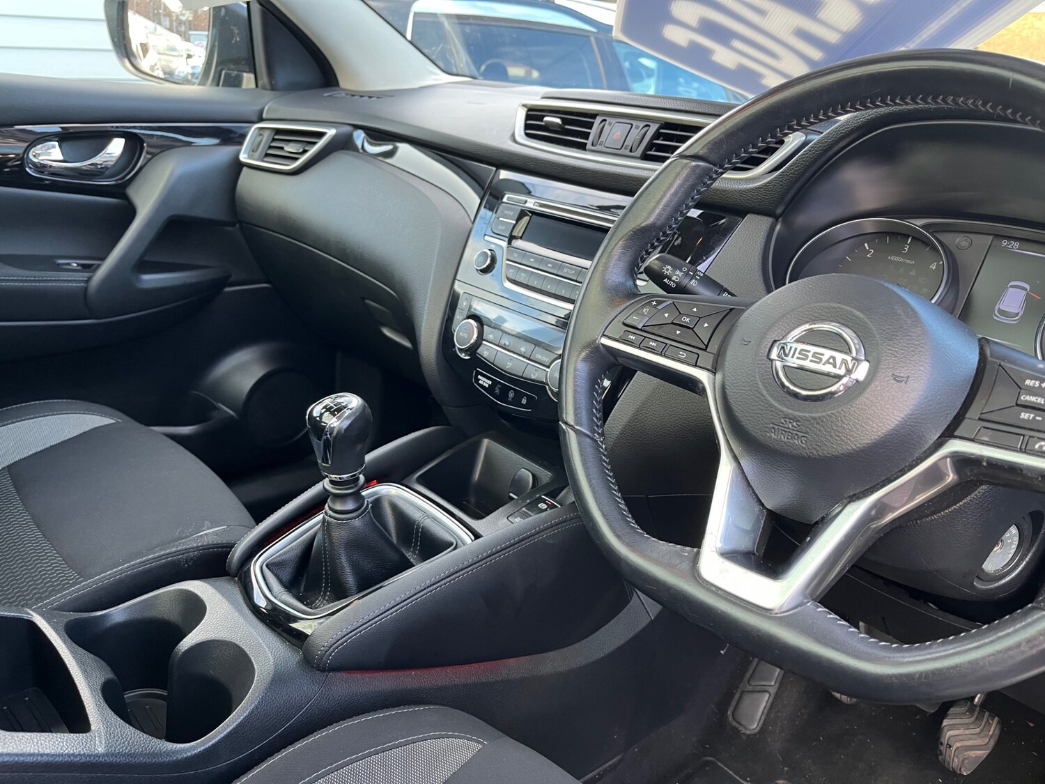 Used Nissan Qashqai 2017 for sale - 76355722: Photo 11