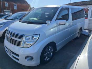 Used Nissan Elgrand  for sale - 74250505: Photo