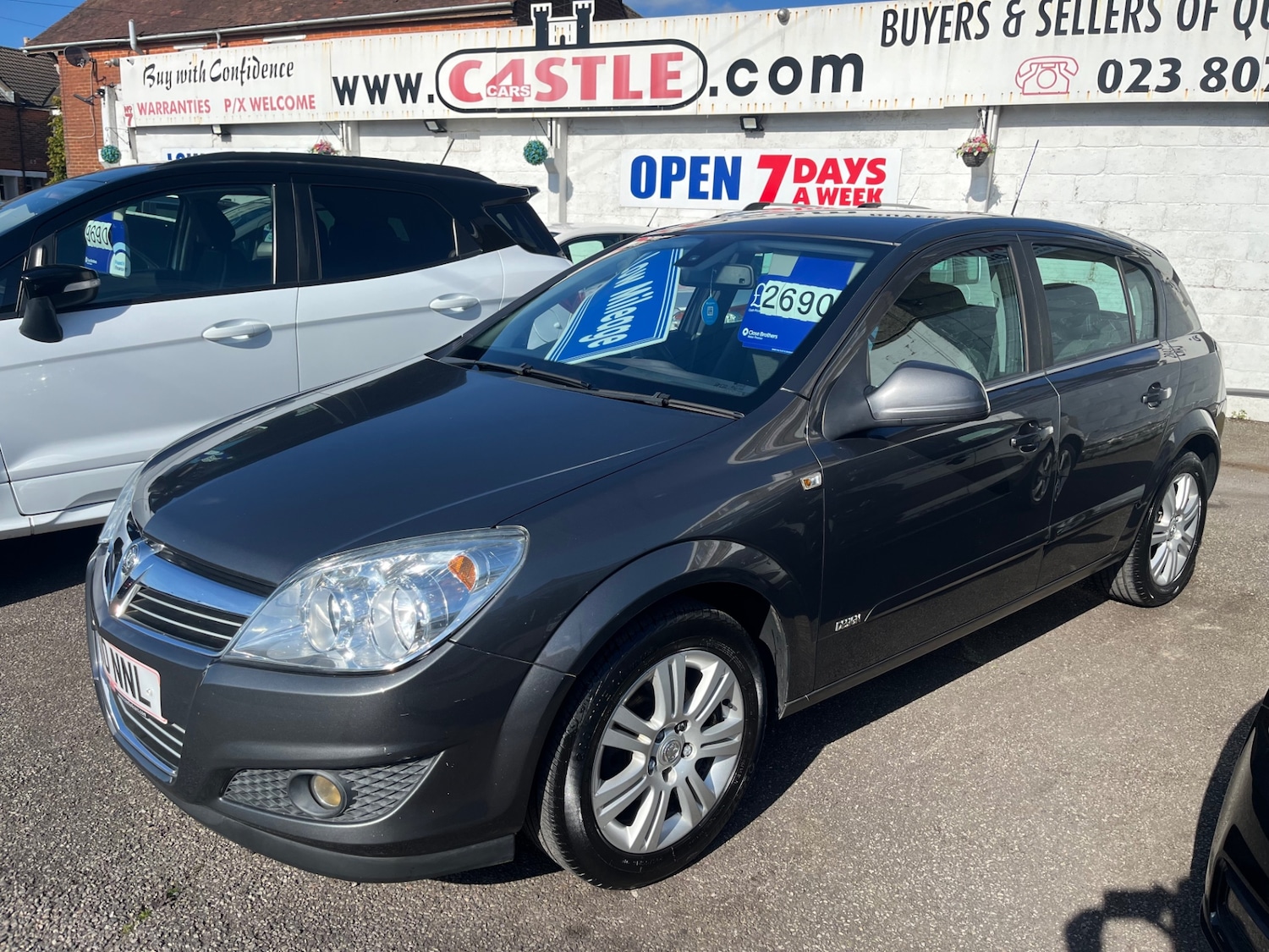 Used Vauxhall Astra 2010 for sale - 78095518: Photo 3