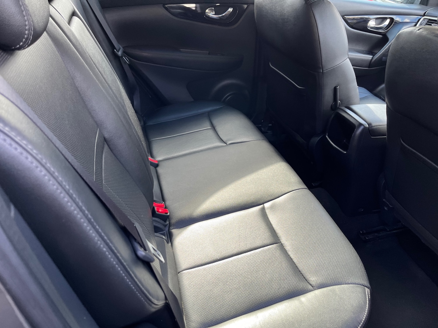 Used Nissan Qashqai 2015 for sale - 77985232: Photo 3