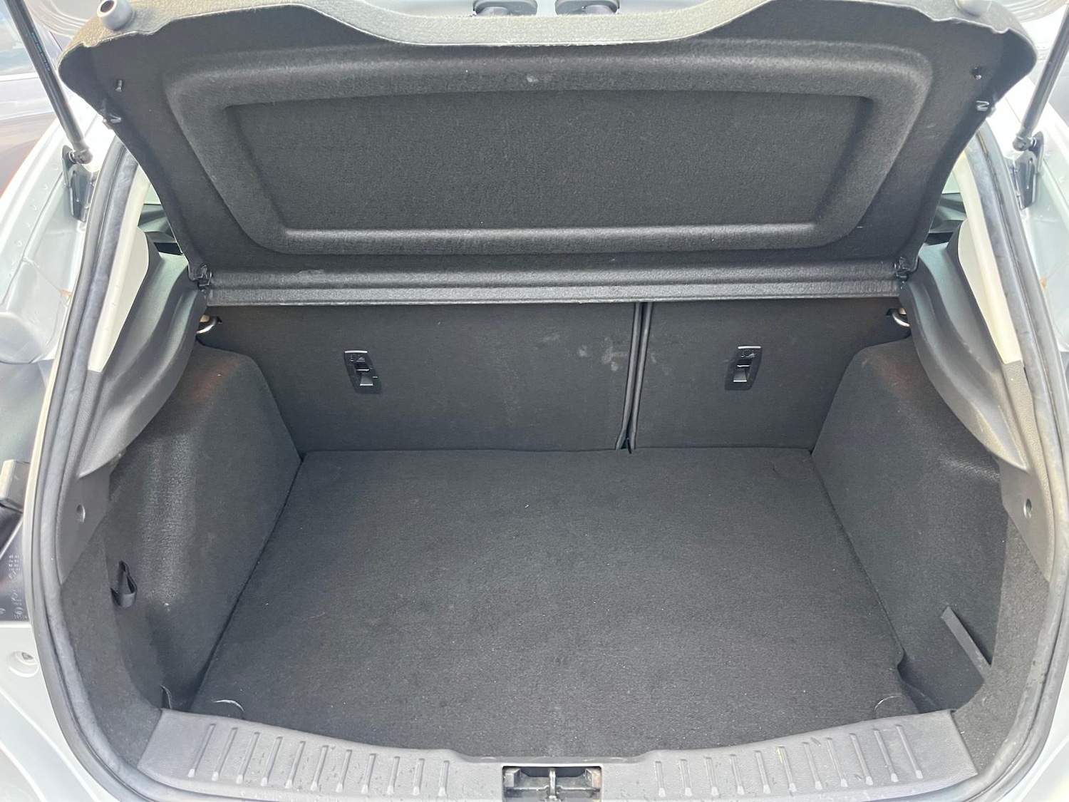 Used Ford Focus 2016 for sale - 76618900: Photo 9