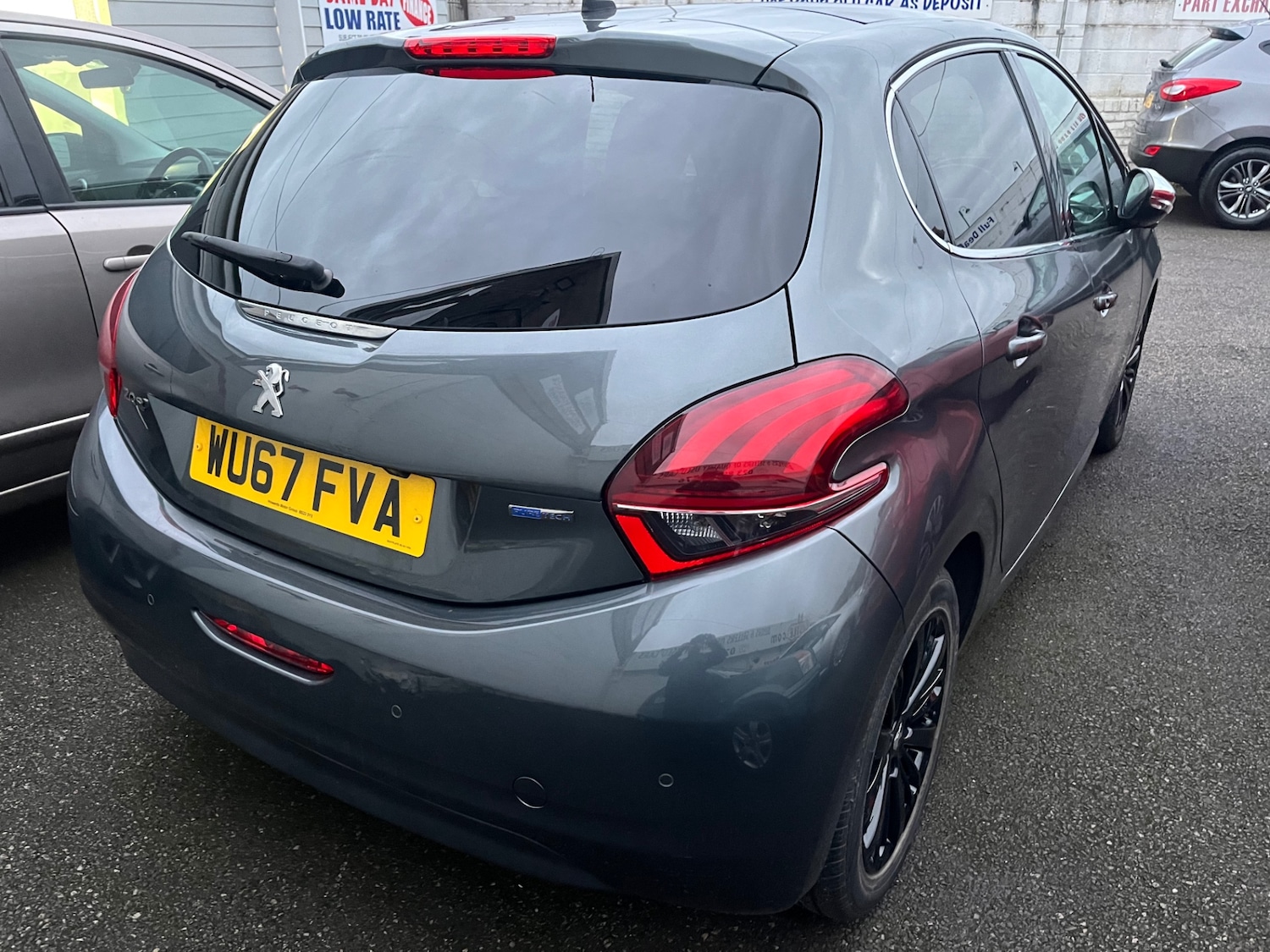 Used Peugeot 208 2017 for sale - 76655680: Photo 6