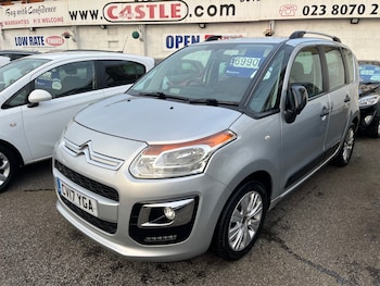 Used Citroen C3 Picasso 2017 for sale - 77694550: Photo