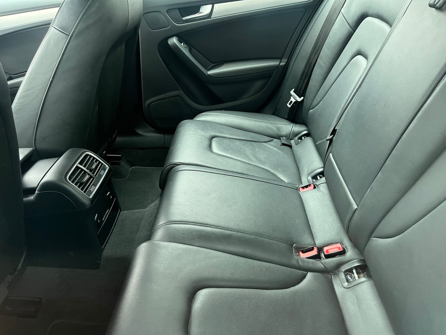 Used Audi A4 2015 for sale - 76232675: Photo 12