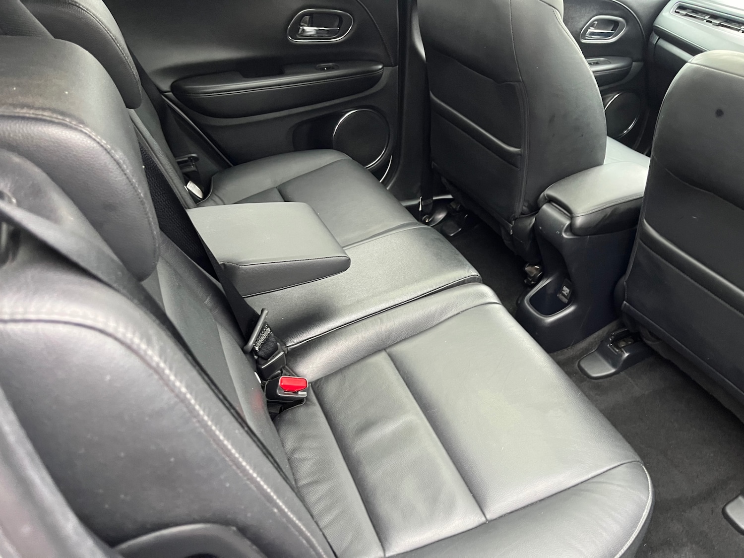 Used Honda HR-V 2016 for sale - 76835944: Photo 9