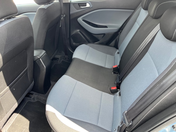 Used Hyundai i20 2015 for sale - 75539136: Photo 10