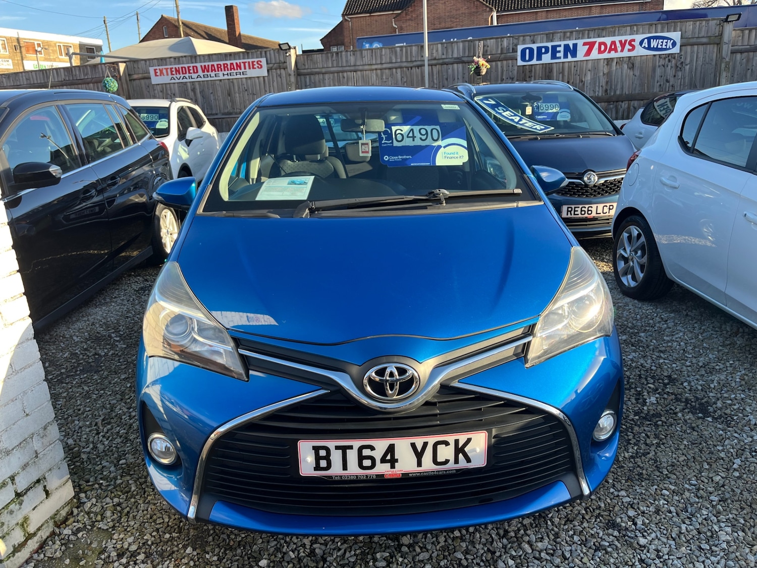 Used Toyota Yaris 2014 for sale - 77226092: Photo 3