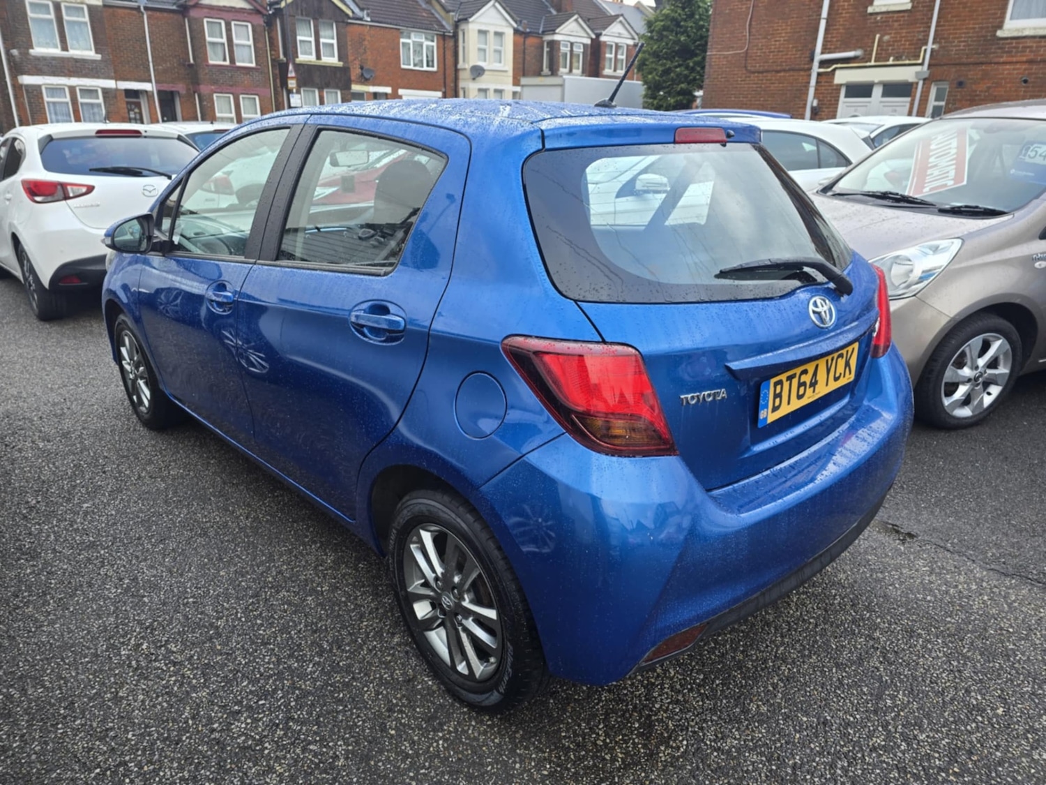 Used Toyota Yaris 2014 for sale - 77226092: Photo 5