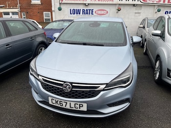 Used Vauxhall Astra 2017 for sale - 77453450: Photo
