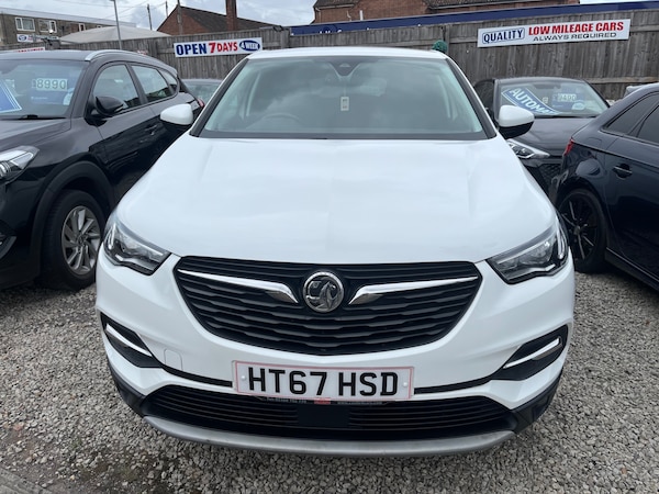 Used Vauxhall Grandland X 2018 for sale - 75205480: Photo 3
