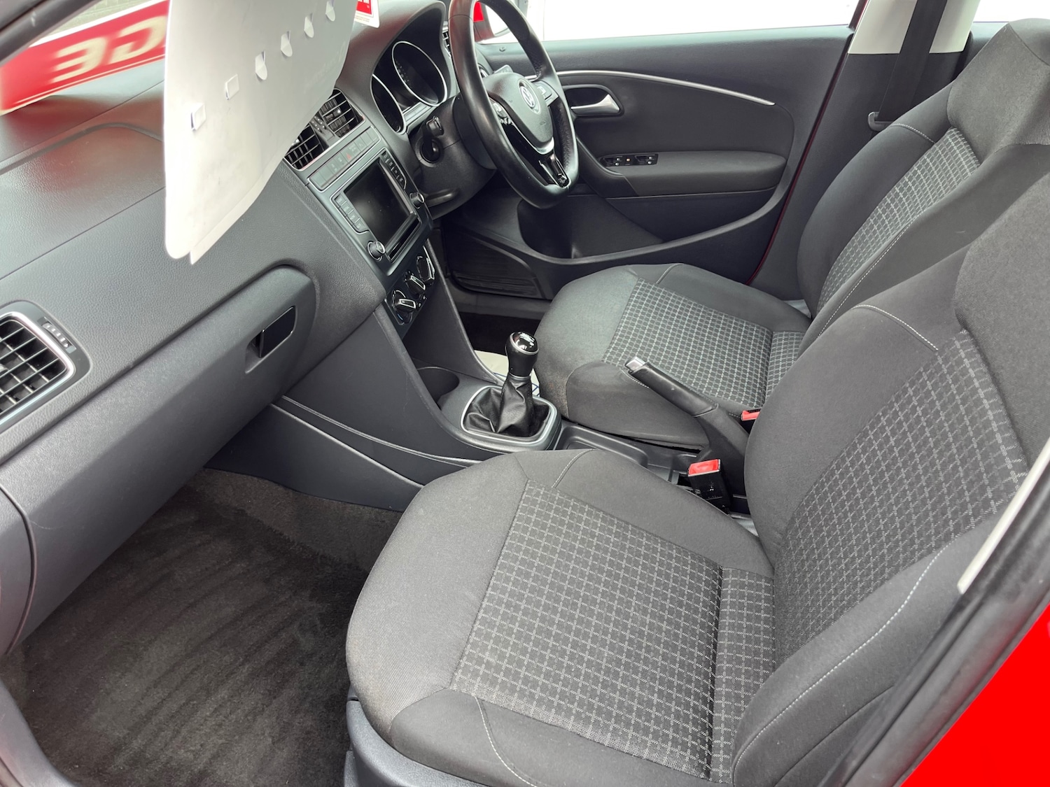 Used Volkswagen Polo 2015 for sale - 76128836: Photo 13