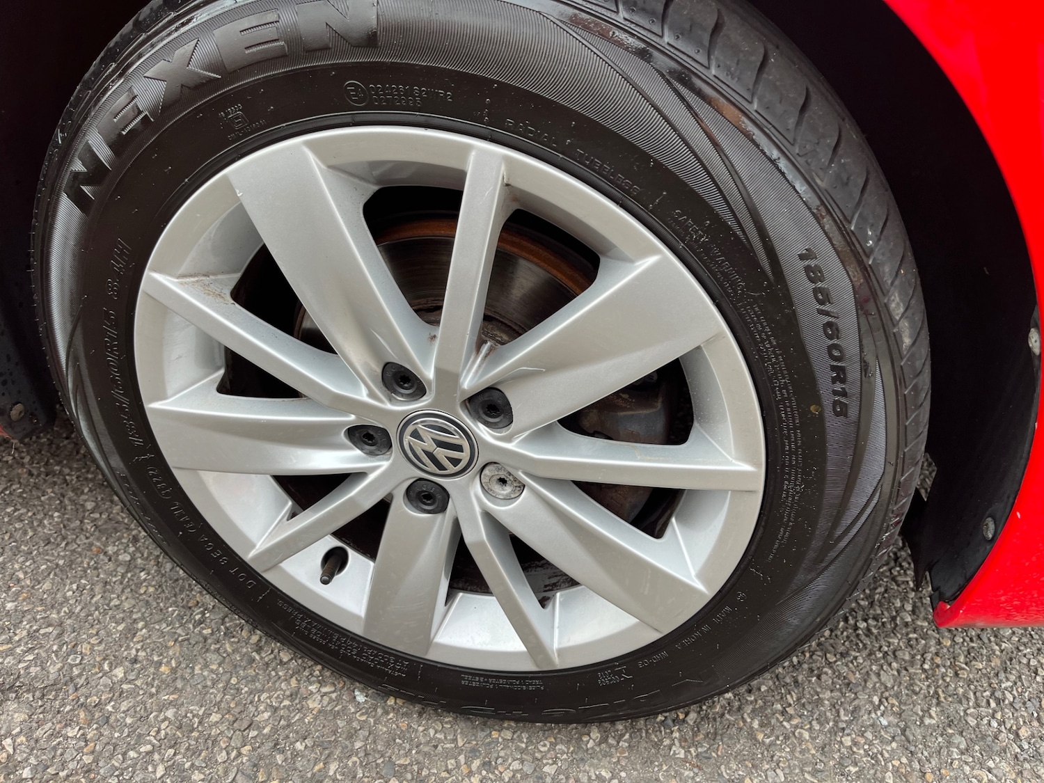 Used Volkswagen Polo 2015 for sale - 76128836: Photo 4