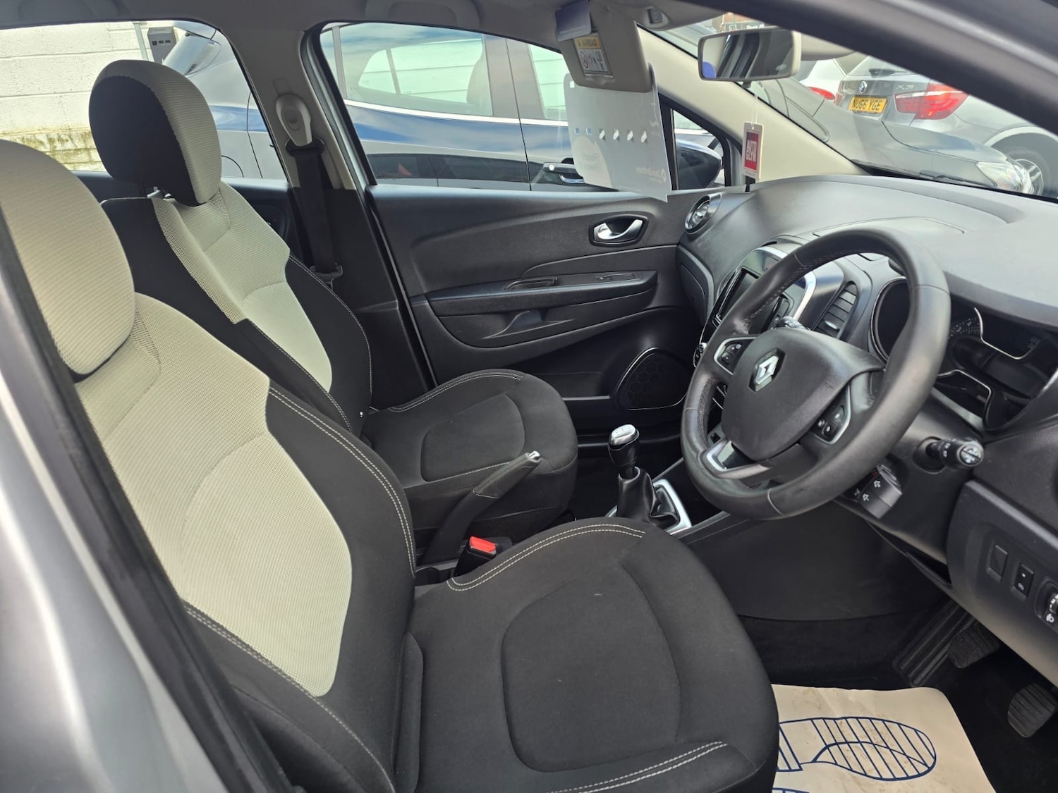 Used Renault Captur 2018 for sale - 77682124: Photo 15