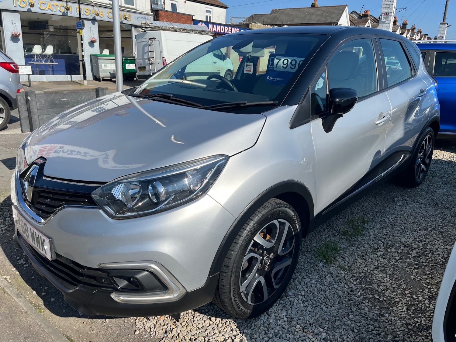Used Renault Captur 2018 for sale - 77682124: Photo 2